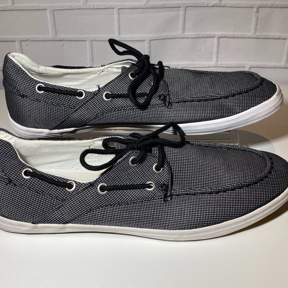 Spring - Men's Black Plaid Boat Shoe (Size 8)